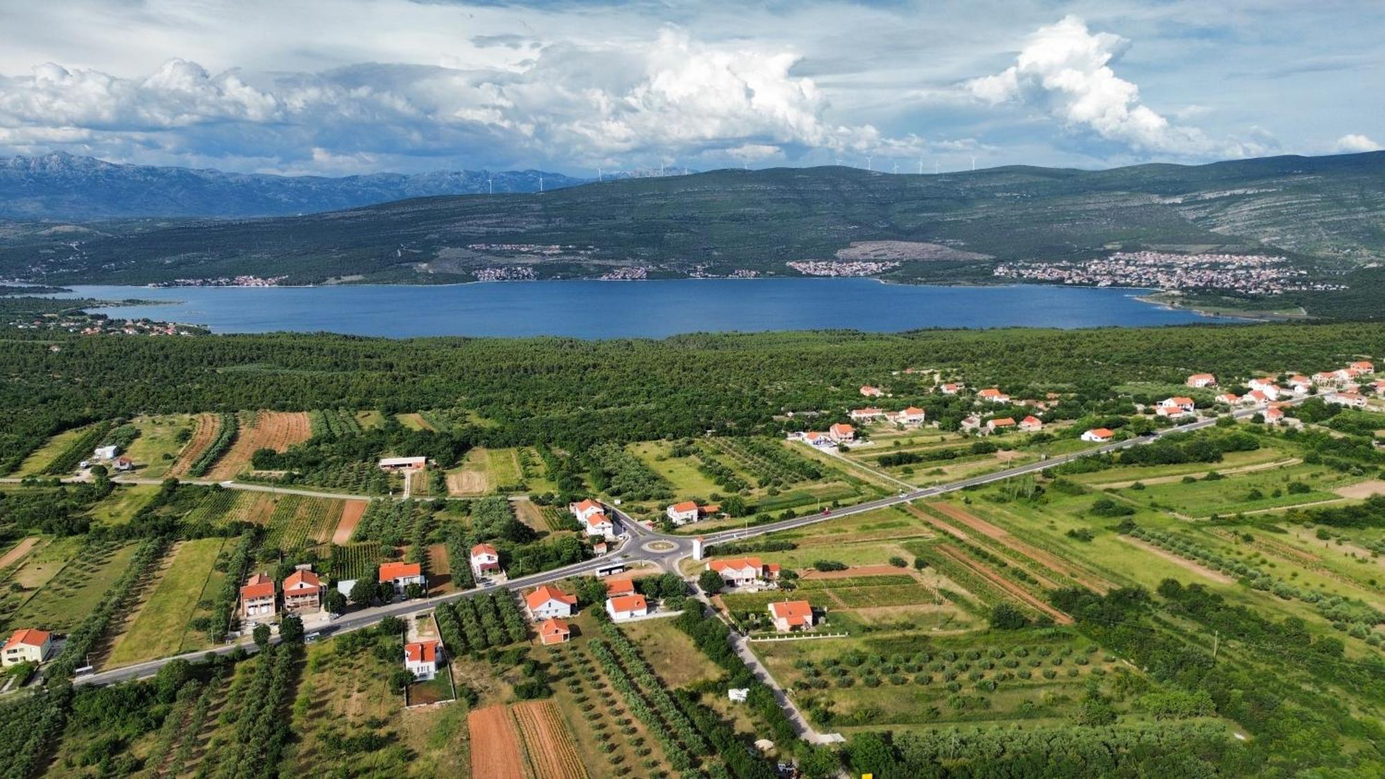 Апартаменти Apartman Lucija Pridraga Екстер'єр фото